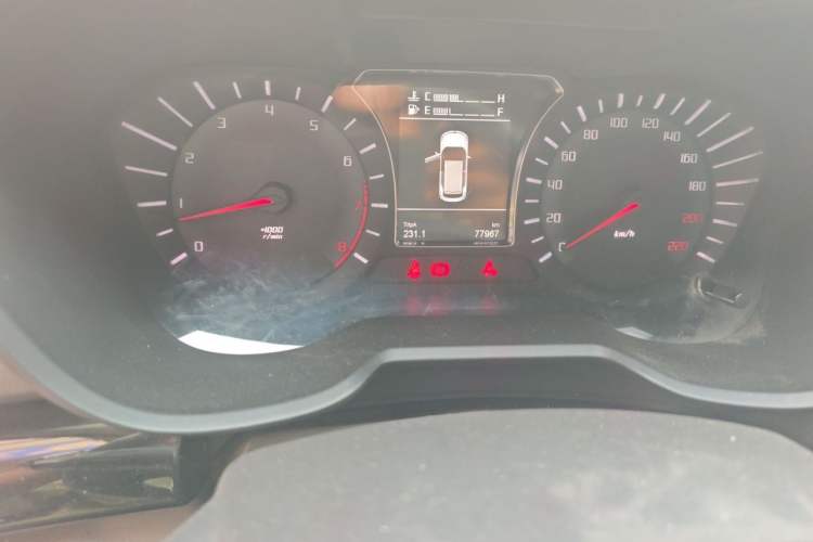 Used GAC Trumpchi GS4 2017 200T Manual Two-Wheel Drive Elite Edition Odometer Close Up