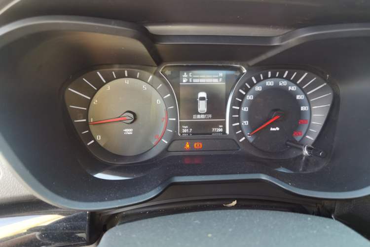 Used GAC Trumpchi GS4 2017 200T Manual Two-Wheel Drive Elite Edition Odometer Close Up