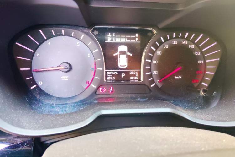 Used GAC Trumpchi GS4 2017 235T Automatic Two-Wheel Drive Luxury Smart Connectivity Version Odometer Close Up
