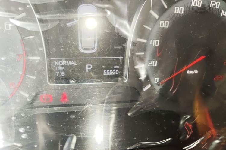 Used GAC Trumpchi GS4 2017 235T Automatic Two-Wheel Drive Elite Edition Odometer Close Up