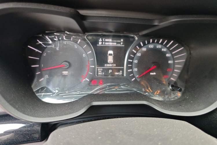 Used GAC Trumpchi GS4 2017 235T Automatic Two-Wheel Drive Elite Edition Odometer Close Up