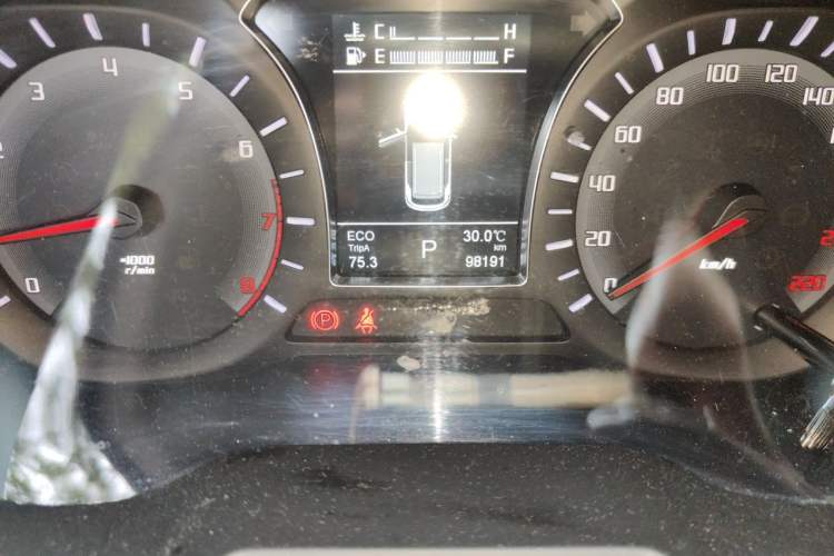 Used GAC Trumpchi GS4 2017 235T G-DCT Two-Wheel Drive Luxury Edition Odometer Close Up