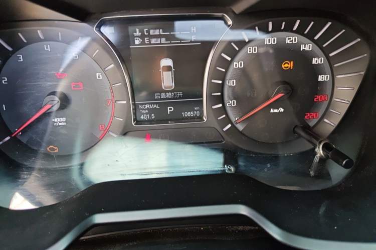 Used GAC Trumpchi GS4 2017 235T Automatic Two-Wheel Drive Elite Edition Odometer Close Up