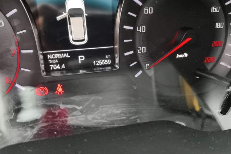 Used GAC Trumpchi GS4 2017 235T Automatic Two-Wheel Drive Elite Edition Odometer Close Up