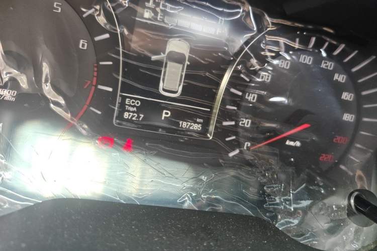 Used GAC Trumpchi GS4 2017 235T Automatic Two-Wheel Drive Elite Edition Odometer Close Up