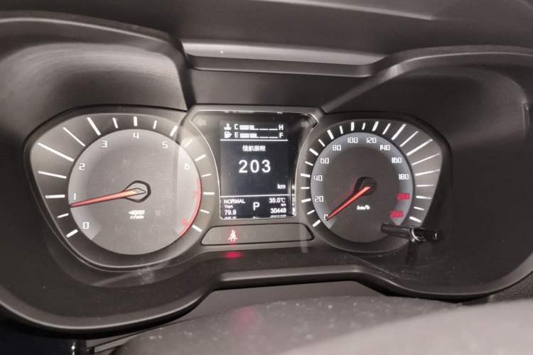 Used GAC Trumpchi GS4 2017 235T Automatic Two-Wheel Drive Luxury Smart Connectivity Version Odometer Close Up