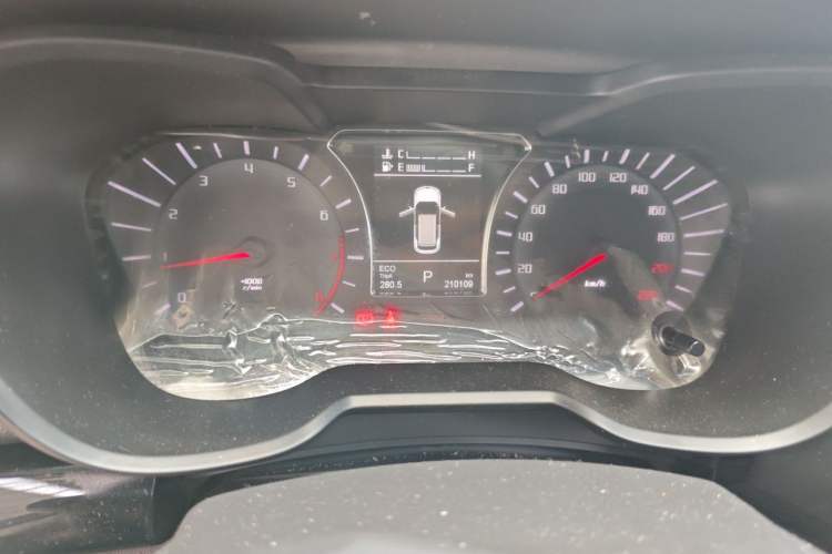 Used GAC Trumpchi GS4 2017 235T Automatic Two-Wheel Drive Elite Edition Odometer Close Up