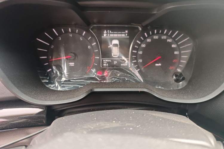Used GAC Trumpchi GS4 2017 235T Automatic Two-Wheel Drive Elite Edition Odometer Close Up