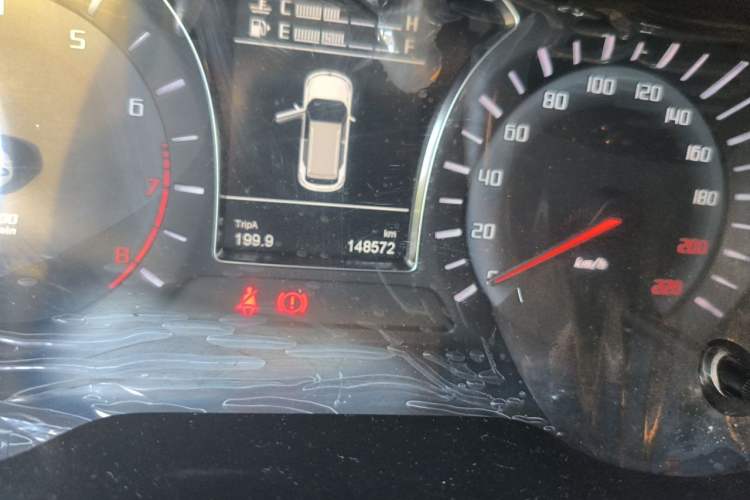 Used GAC Trumpchi GS4 2017 235T Manual Two-Wheel Drive Luxury Edition Odometer Close Up