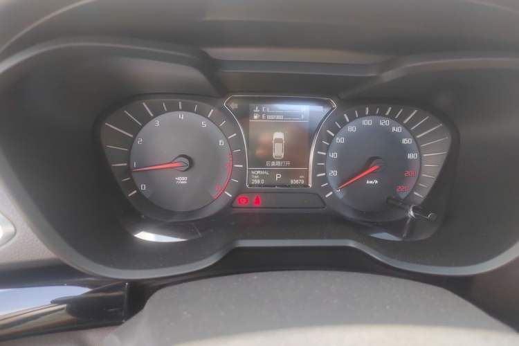 Used GAC Trumpchi GS4 2017 235T Automatic Two-Wheel Drive Elite Edition Odometer Close Up