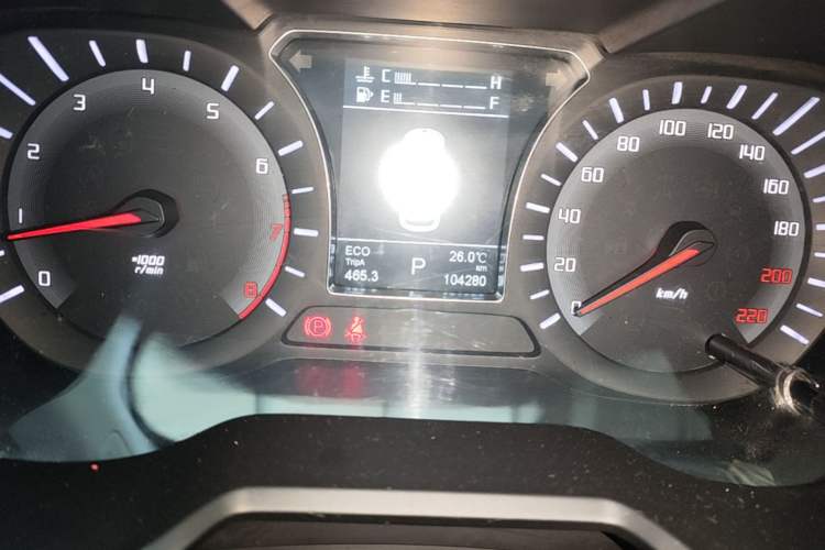 Used GAC Trumpchi GS4 2017 235T Automatic Two-Wheel Drive Luxury Smart Connectivity Version Odometer Close Up