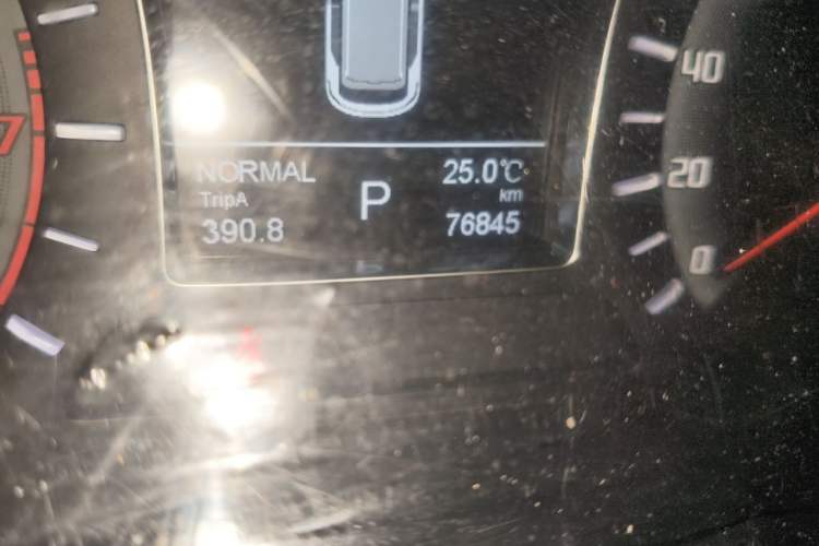 Used GAC Trumpchi GS4 2017 235T Automatic Two-Wheel Drive Luxury Smart Connectivity Version Odometer Close Up