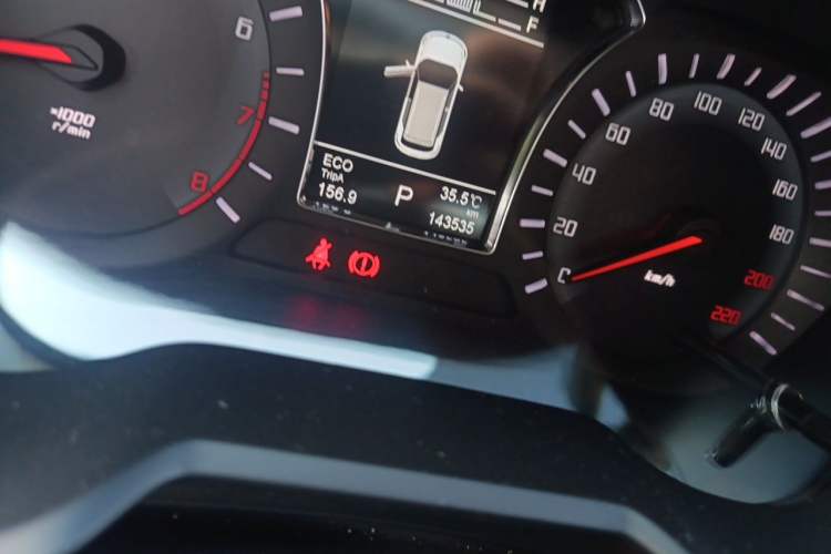 Used GAC Trumpchi GS4 2017 200T G-DCT Two-Wheel Drive Elite Edition Odometer Close Up