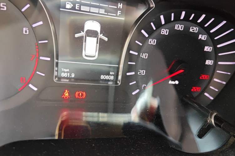 Used GAC Trumpchi GS4 2017 200T Manual Two-Wheel Drive Elite Edition Odometer Close Up