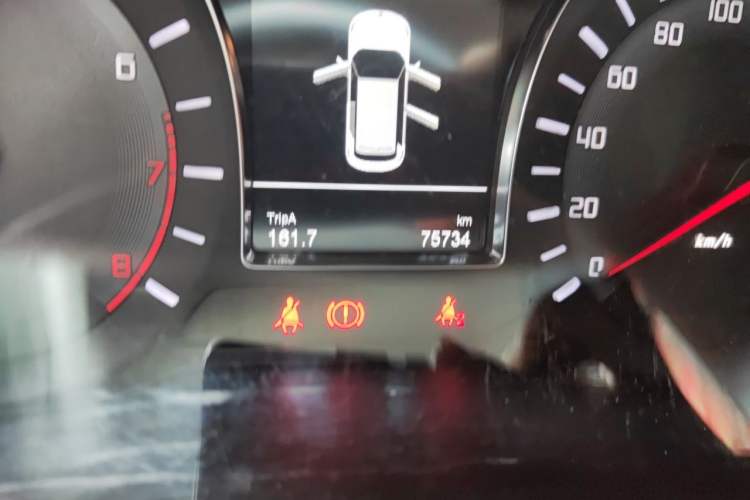 Used GAC Trumpchi GS4 2017 235T Manual Two-Wheel Drive Luxury Edition Odometer Close Up