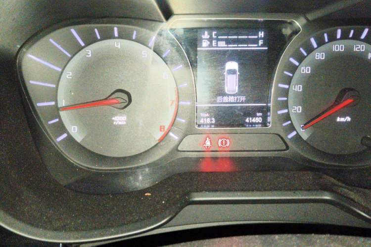 Used GAC Trumpchi GS4 2017 235T Manual Two-Wheel Drive Luxury Edition Odometer Close Up