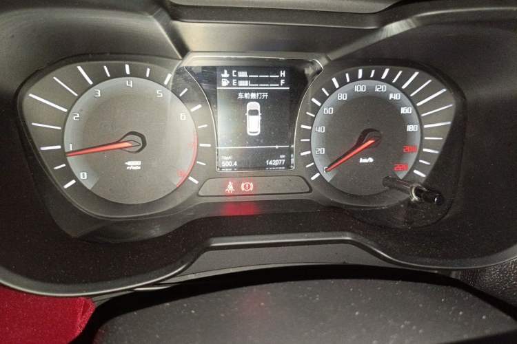Used GAC Trumpchi GS4 2017 200T Manual Two-Wheel Drive Elite Edition Odometer Close Up