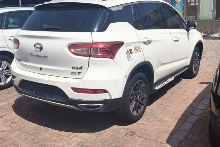 Used GAC Trumpchi GS4 2017 200T Manual Two-Wheel Drive Elite Edition Rear Right 45 Deg