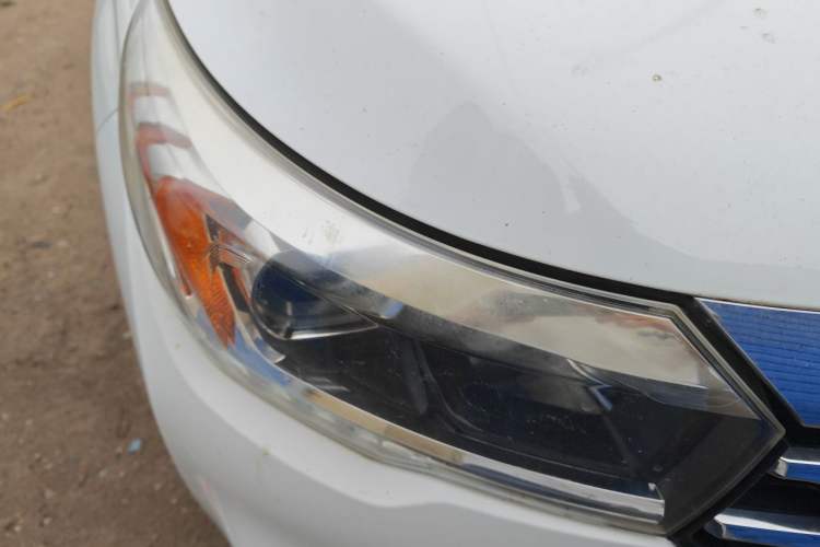 Used GAC Trumpchi GS4 2017 200T G-DCT Two-Wheel Drive Elite Edition Right Front Headlight