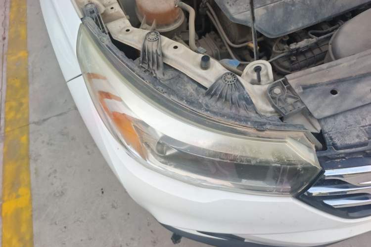 Used GAC Trumpchi GS4 2017 200T Manual Two-Wheel Drive Elite Edition Right Front Headlight