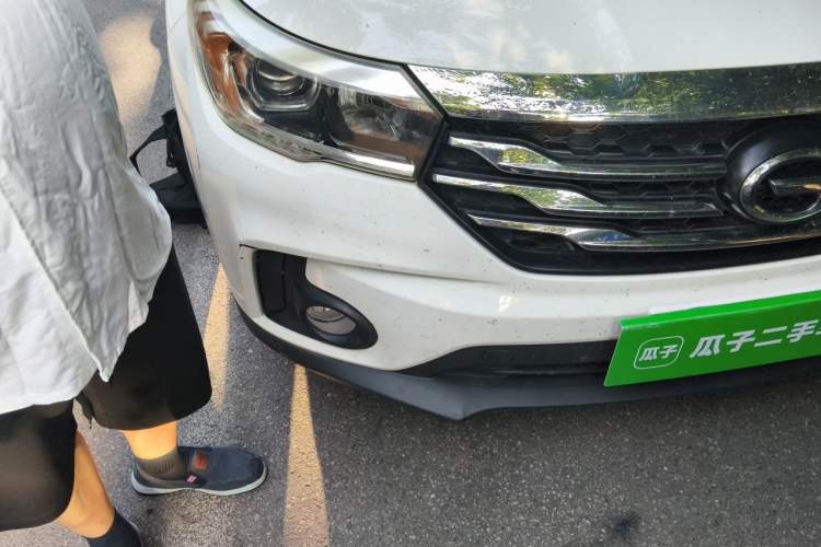 Used GAC Trumpchi GS4 2017 200T Manual Two-Wheel Drive Elite Edition Right Front Headlight