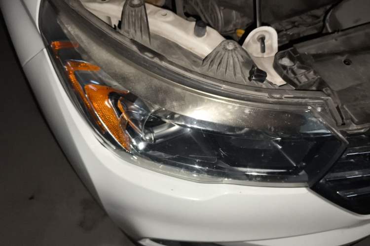 Used GAC Trumpchi GS4 2017 200T G-DCT Two-Wheel Drive Comfort Edition Right Front Headlight