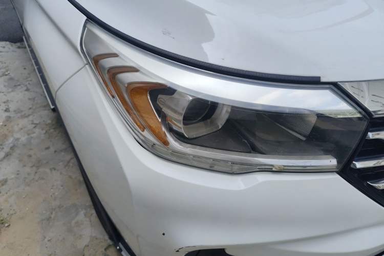 Used GAC Trumpchi GS4 2017 200T Manual Two-Wheel Drive Comfort Edition Right Front Headlight