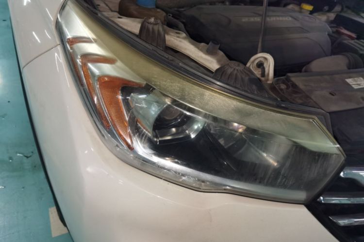 Used GAC Trumpchi GS4 2017 235T Manual Two-Wheel Drive Luxury Edition Right Front Headlight