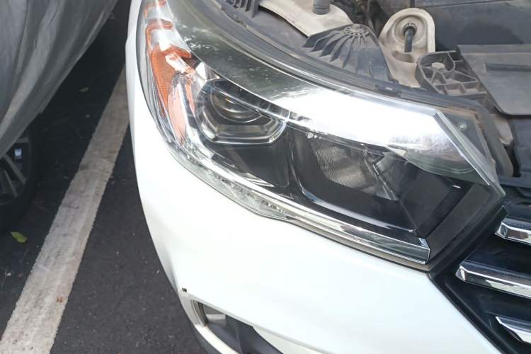 Used GAC Trumpchi GS4 2017 235T Automatic Two-Wheel Drive Elite Edition Right Front Headlight