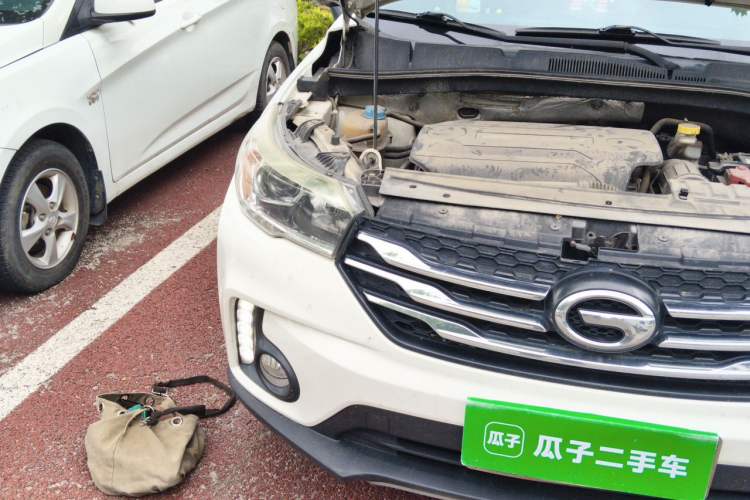 Used GAC Trumpchi GS4 2017 200T G-DCT Two-Wheel Drive Elite Edition Right Front Headlight