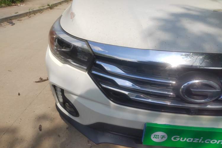 Used GAC Trumpchi GS4 2017 235T Automatic Two-Wheel Drive Elite Edition Right Front Headlight
