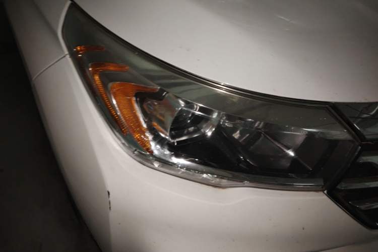 Used GAC Trumpchi GS4 2017 200T Manual Two-Wheel Drive Elite Edition Right Front Headlight