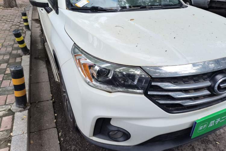 Used GAC Trumpchi GS4 2017 200T Manual Two-Wheel Drive Elite Edition Right Front Headlight