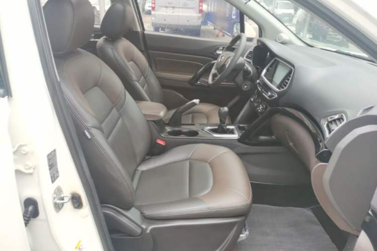Used GAC Trumpchi GS4 2017 200T Manual Two-Wheel Drive Elite Edition Right Front Seat