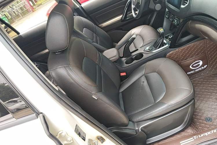 Used GAC Trumpchi GS4 2017 200T G-DCT Two-Wheel Drive Elite Edition Right Front Seat