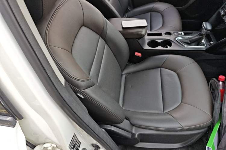 Used GAC Trumpchi GS4 2017 235T Automatic Two-Wheel Drive Elite Edition Right Front Seat