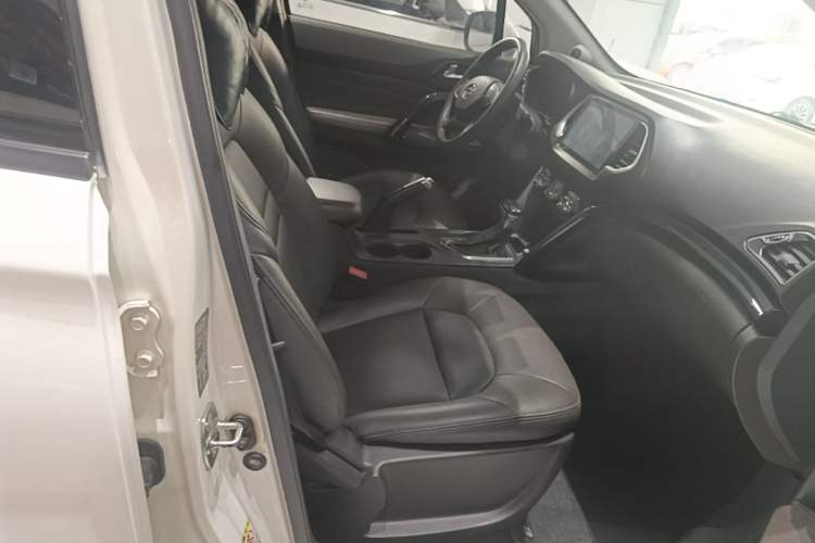 Used GAC Trumpchi GS4 2017 200T G-DCT Two-Wheel Drive Elite Edition Right Front Seat