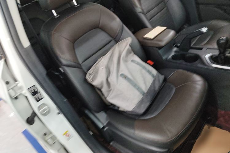 Used GAC Trumpchi GS4 2017 235T Manual Two-Wheel Drive Luxury Edition Right Front Seat
