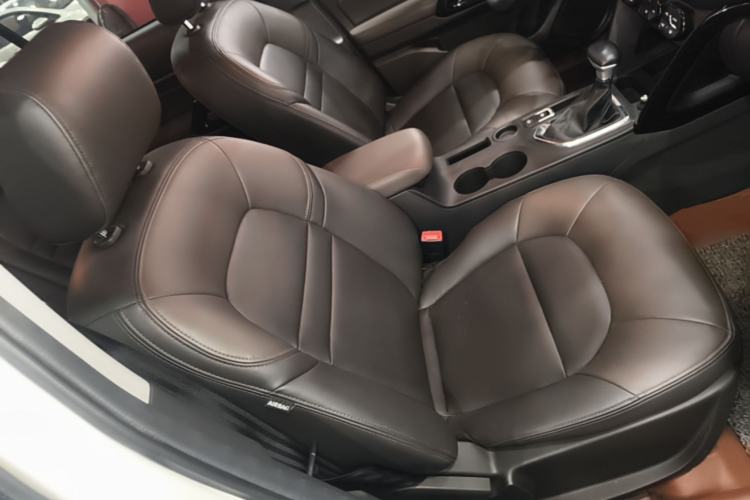 Used GAC Trumpchi GS4 2017 235T Automatic Two-Wheel Drive Elite Edition Right Front Seat