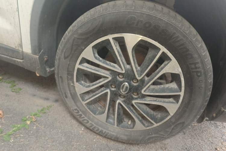 Used GAC Trumpchi GS4 2017 235T Automatic Two-Wheel Drive Elite Edition Right Front Wheel Hub