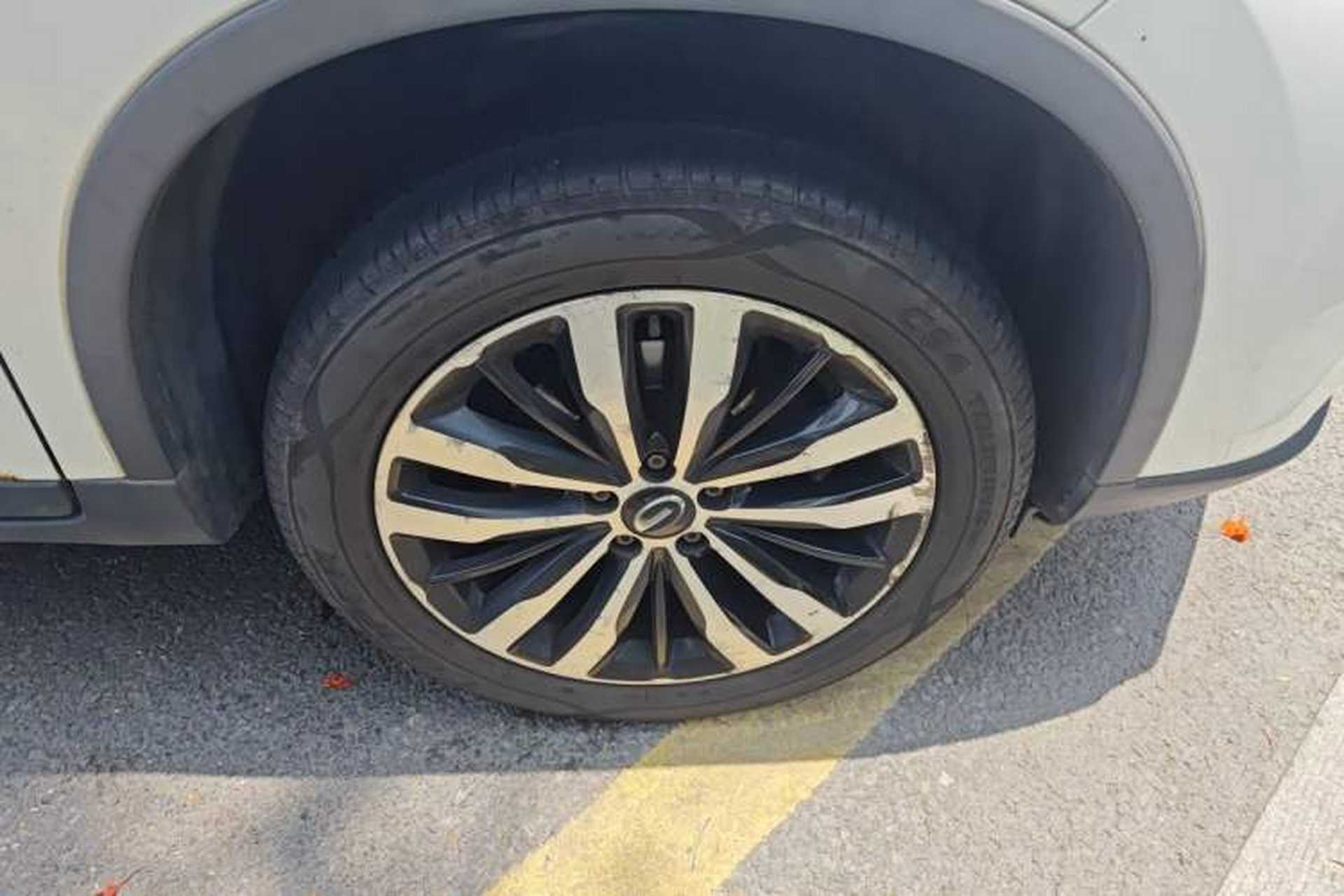 Used GAC Trumpchi GS4 2017 235T Automatic Two-Wheel Drive Luxury Smart Connectivity Version Right Front Wheel Hub