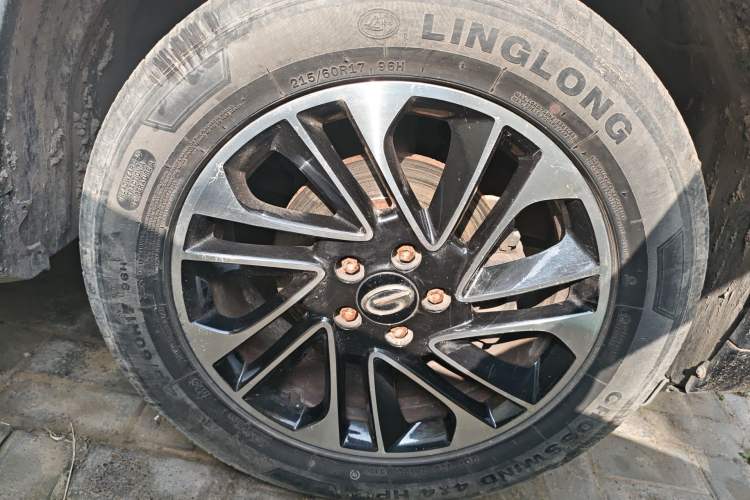 Used GAC Trumpchi GS4 2017 200T Manual Two-Wheel Drive Elite Edition Right Front Wheel Hub