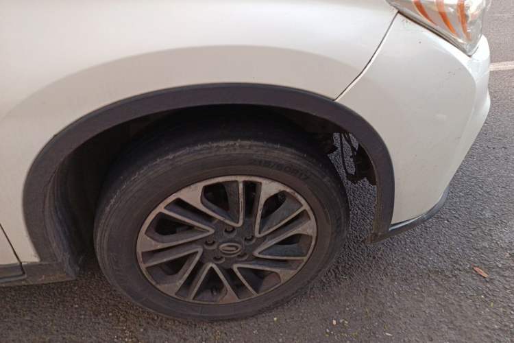 Used GAC Trumpchi GS4 2017 200T G-DCT Two-Wheel Drive Elite Edition Right Front Wheel Hub