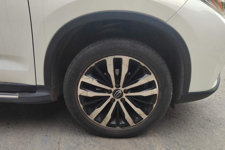 Used GAC Trumpchi GS4 2017 235T G-DCT Two-Wheel Drive Luxury Edition Right Front Wheel Hub