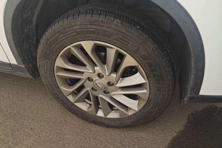 Used GAC Trumpchi GS4 2017 200T G-DCT Two-Wheel Drive Comfort Edition Right Front Wheel Hub