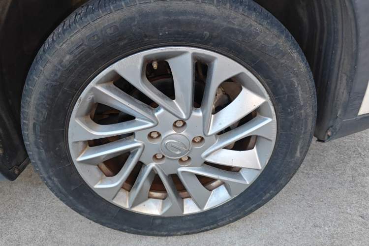 Used GAC Trumpchi GS4 2017 200T G-DCT Two-Wheel Drive Comfort Edition Right Front Wheel Hub