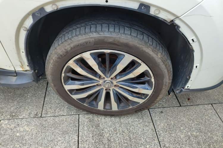 Used GAC Trumpchi GS4 2017 235T Manual Two-Wheel Drive Luxury Edition Right Front Wheel Hub