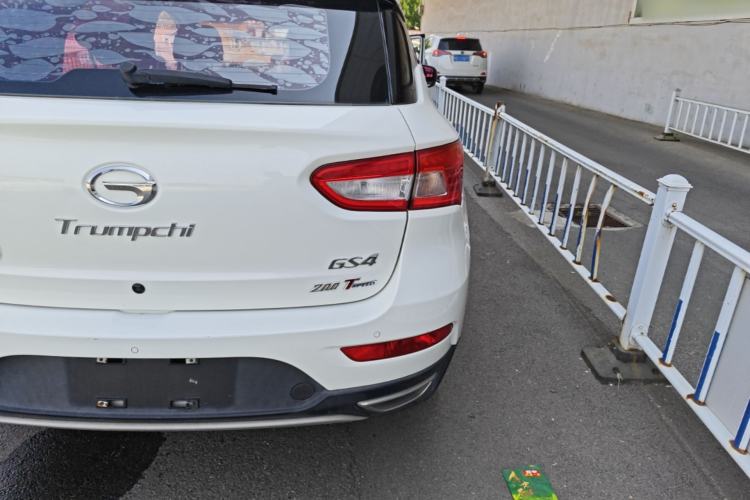 Used GAC Trumpchi GS4 2017 200T G-DCT Two-Wheel Drive Comfort Edition Right Rear Taillight