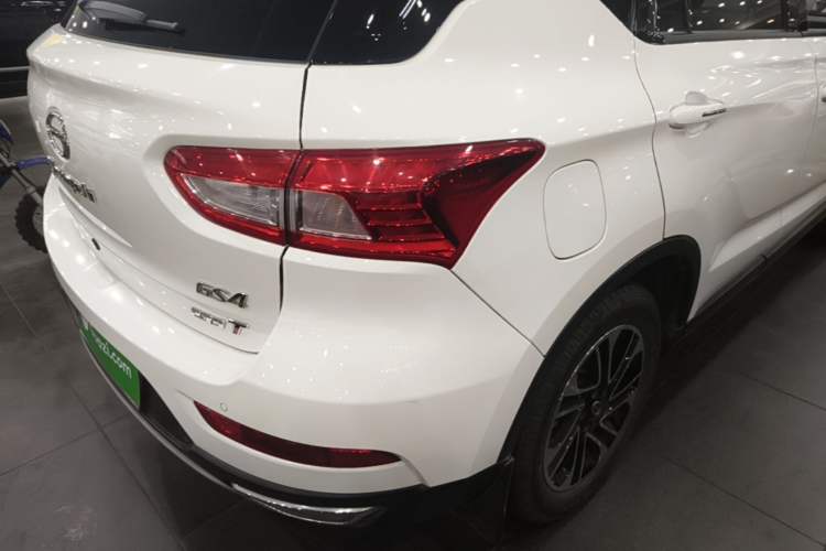 Used GAC Trumpchi GS4 2017 235T Automatic Two-Wheel Drive Elite Edition Right Rear Taillight