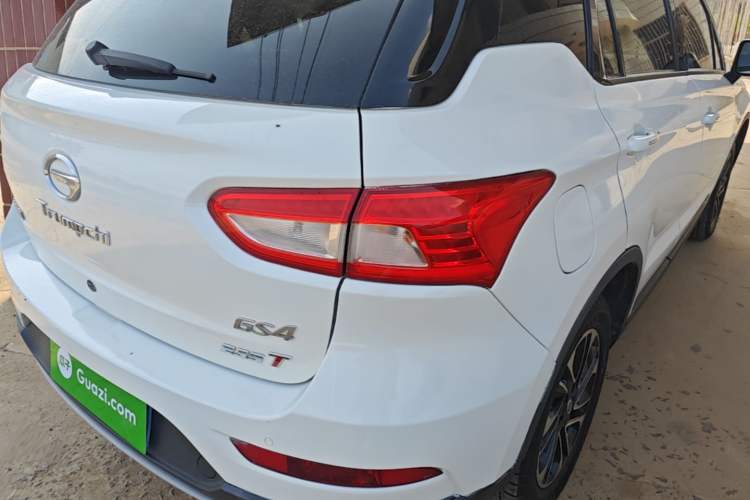 Used GAC Trumpchi GS4 2017 235T Automatic Two-Wheel Drive Elite Edition Right Rear Taillight
